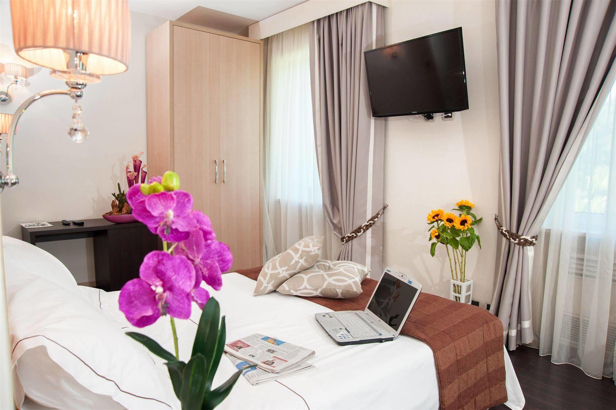 Villa Maria Cristina Caserta Ngoại thất bức ảnh
