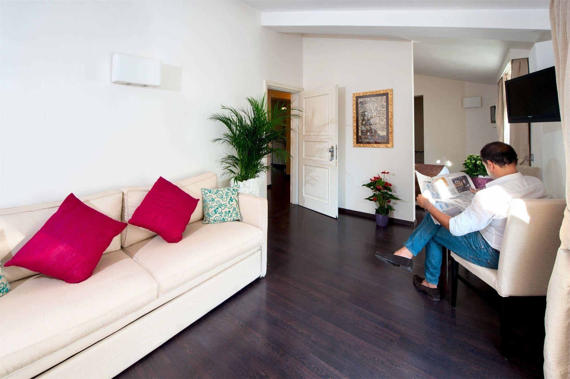Villa Maria Cristina Caserta Ngoại thất bức ảnh